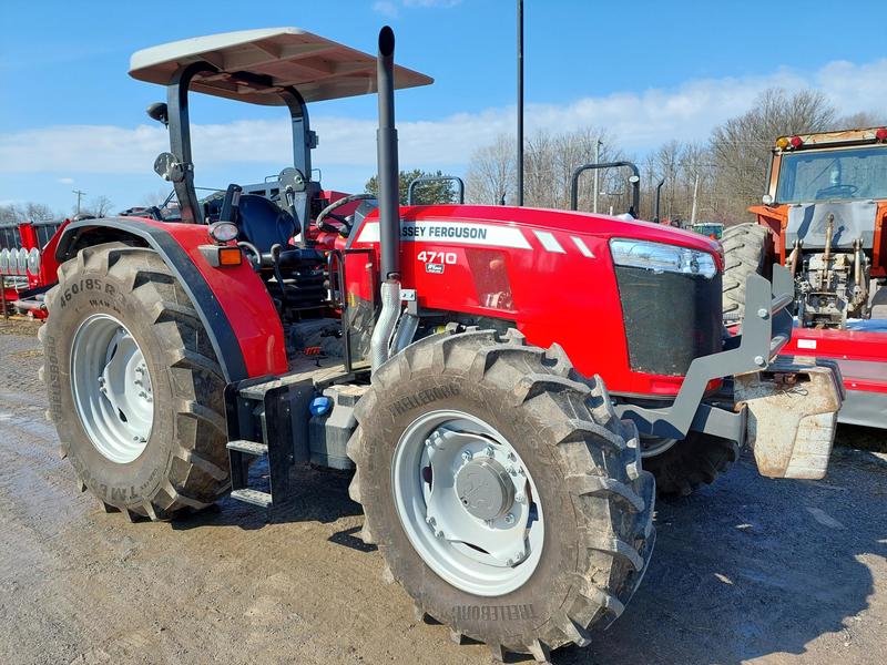 Tractors  Massey Ferguson MF4710 Tractor Photo